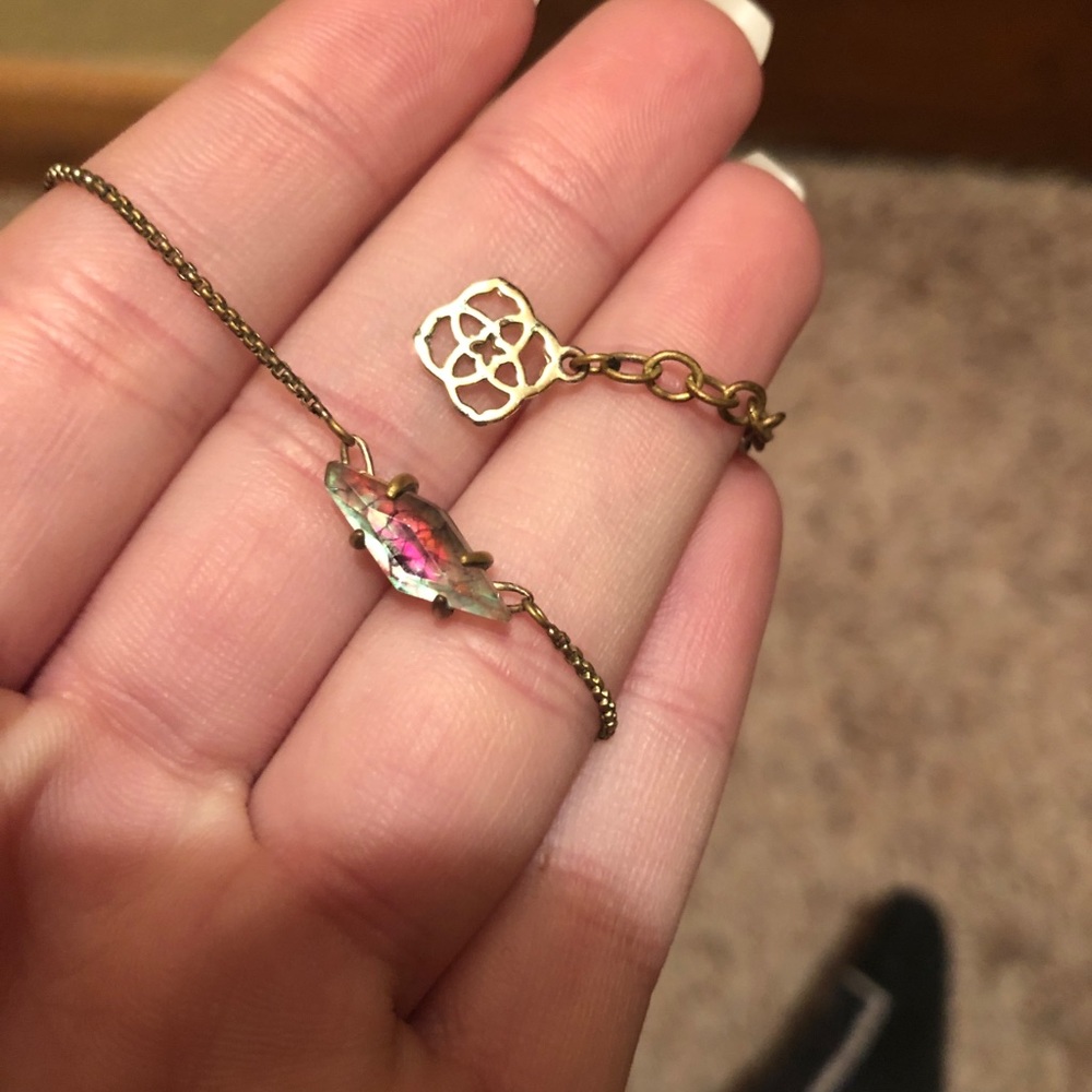 Kendra scott necklace